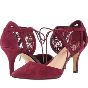 Never Worn! Bella Vita Burgundy Suede heels